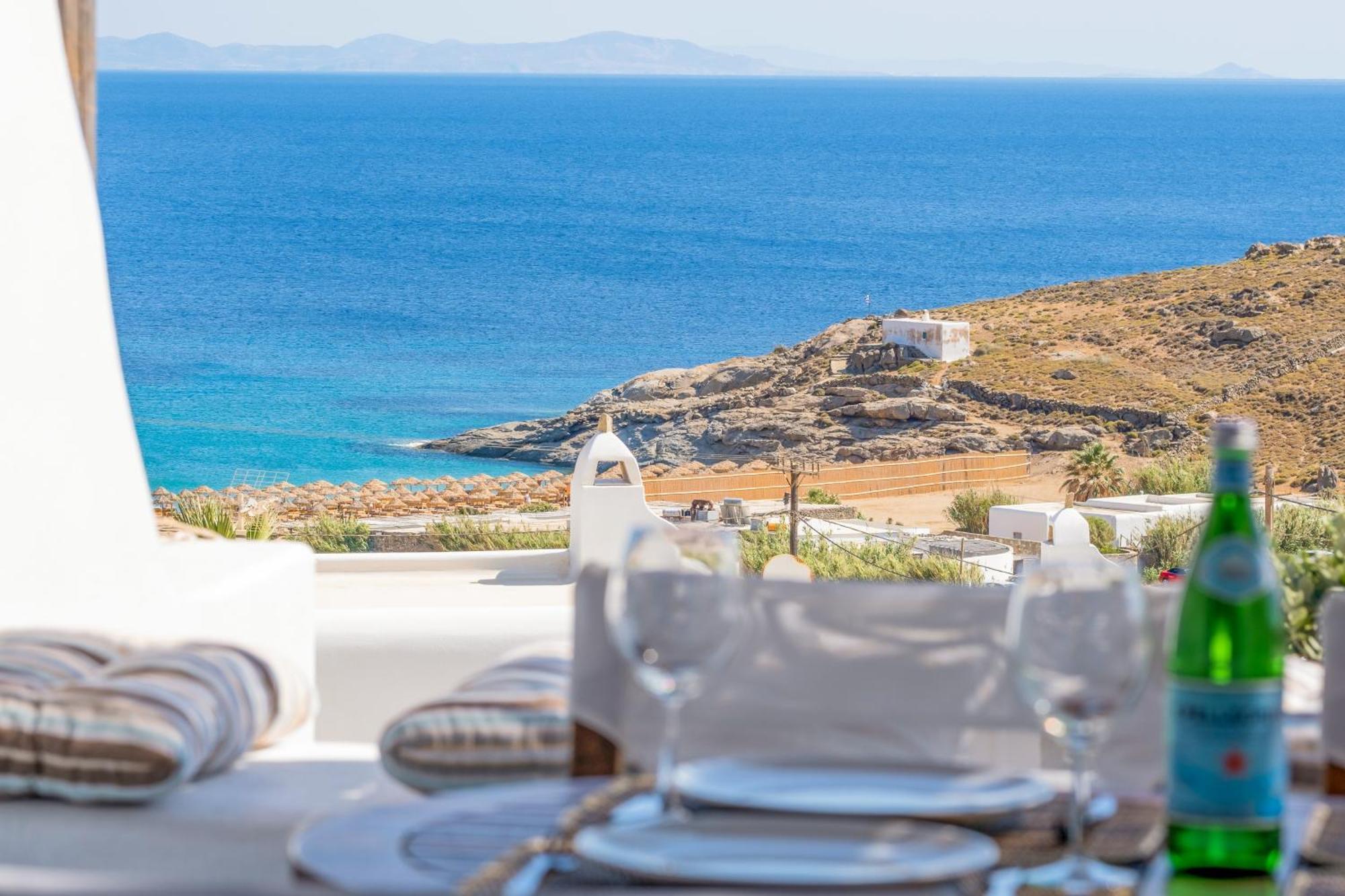 Sunny Getaway In Mykonos Lia Ferienhaus Kalafatis