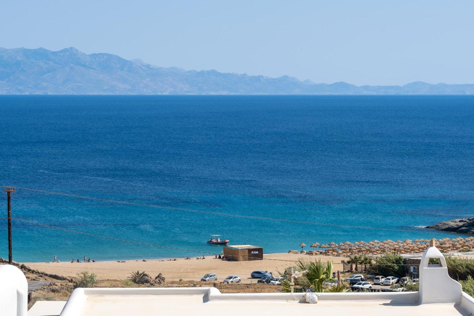 Sunny Getaway In Mykonos Lia *